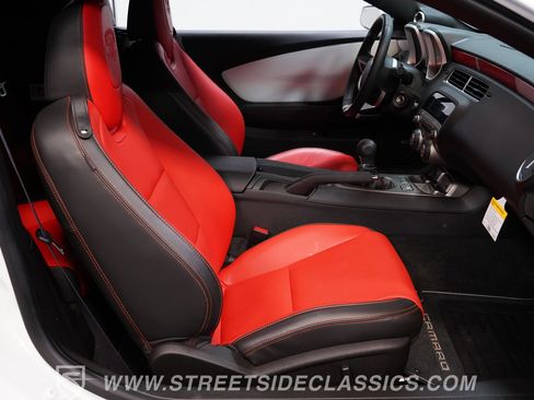 Used 2011 Chevrolet Camaro SS w/ RS Package RWD image 39