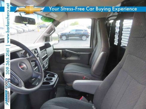 Used 2023 GMC Savana 2500 w/ Driver Convenience Package image 15