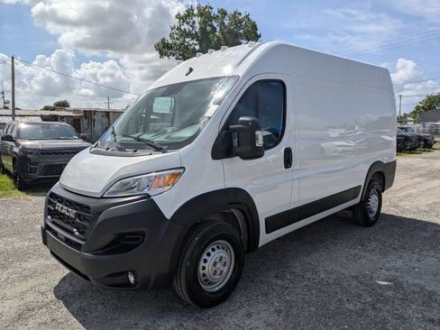 New 2026 RAM ProMaster 2500 w/ Convenience Group FWD image 7