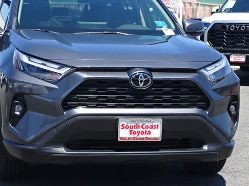 Used 2023 Toyota RAV4 XLE Premium AWD/4WD image 4