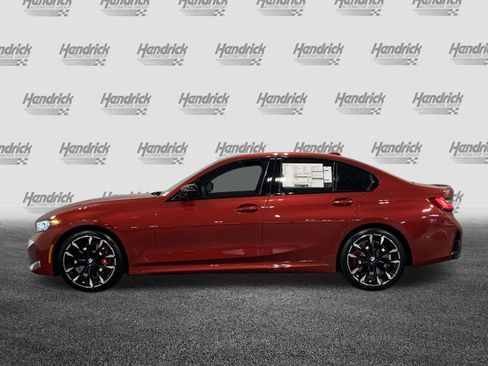Used 2025 BMW 330i Sedan w/ M Sport Package image 5