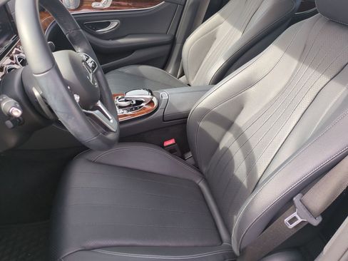 Used 2019 Mercedes-Benz E 300 image 14