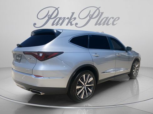 Used 2026 Acura MDX SH-AWD w/ Technology Package image 6
