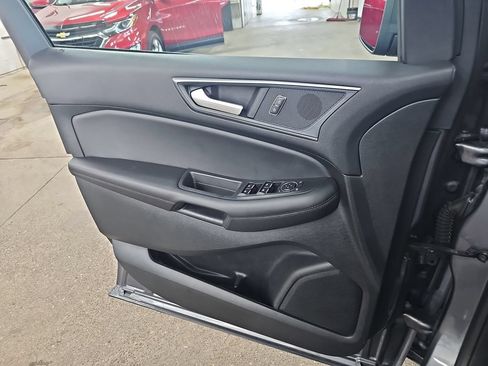 Used 2024 Ford Edge SE w/ Cargo Accessory Package AWD/4WD image 27