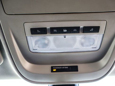 Used 2017 Chevrolet Colorado LT image 32