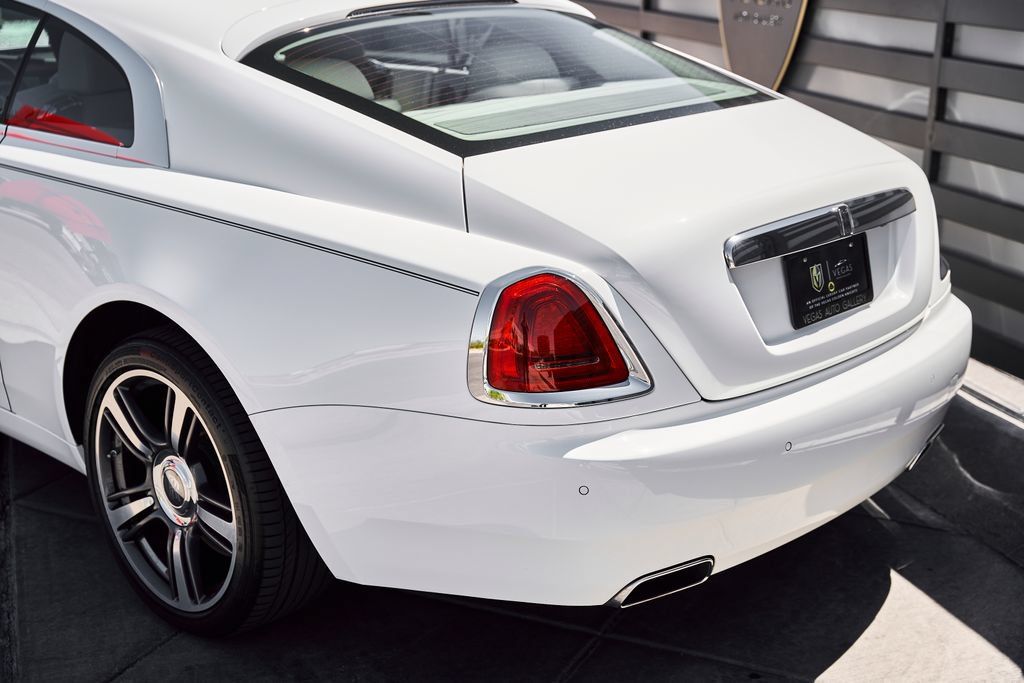 Used 2014 Rolls-Royce Wraith RWD image 11