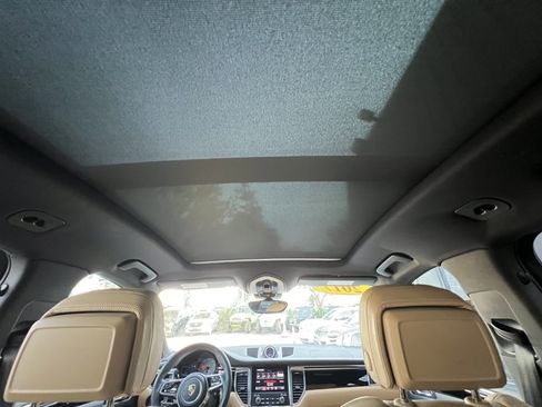 Used 2017 Porsche Macan S image 18
