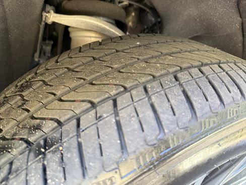 Used 2023 Cadillac Escalade ESV Sport w/ Touring Package image 12