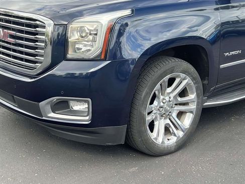 Used 2018 GMC Yukon SLT w/ Premium Edition AWD/4WD image 8