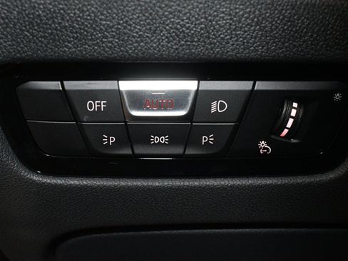 Used 2025 BMW M3 Competition AWD/4WD image 41