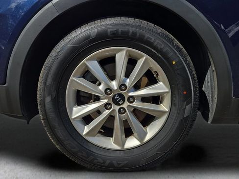 Used 2019 Kia Sorento AWD V6 image 24