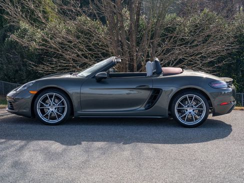 Certified 2025 Porsche 718 Boxster image 2