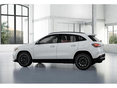New 2025 Mercedes-Benz GLA 35 AMG 4MATIC image 32