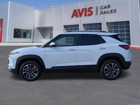 Used 2025 Chevrolet TrailBlazer LT AWD/4WD image 10
