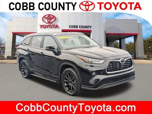 Used 2026 Toyota Highlander XLE image 1