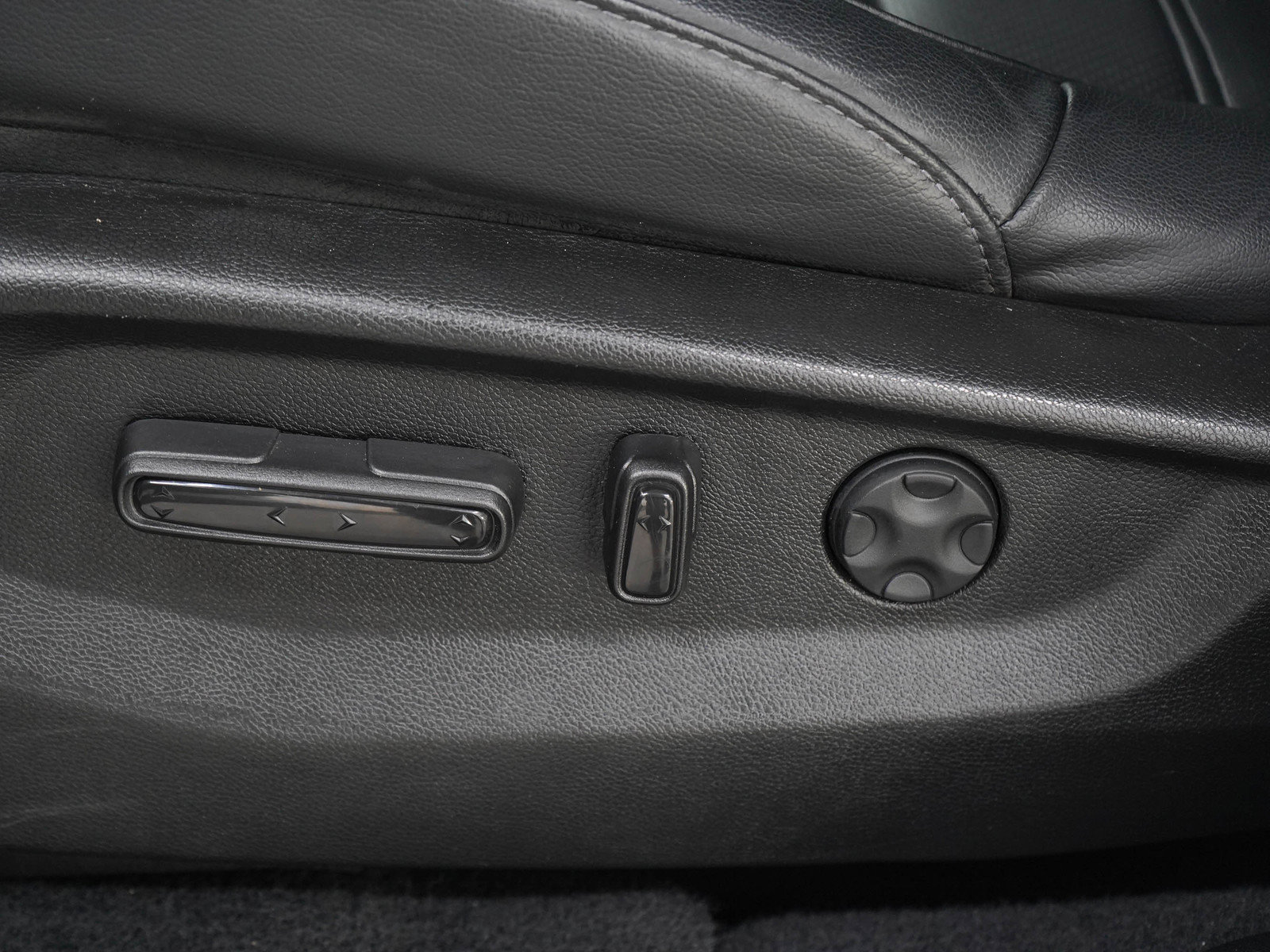 Used 2022 Honda CR-V Touring image 24