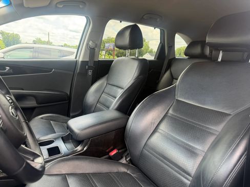 Used 2018 Kia Sorento EX FWD image 12
