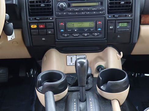 Used 2004 Land Rover Discovery SE AWD/4WD image 22