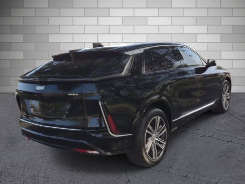 Certified 2024 Cadillac Lyriq Luxury RWD image 5