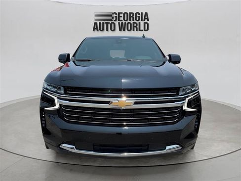 Used 2022 Chevrolet Suburban LT w/ LT Signature Package RWD image 16
