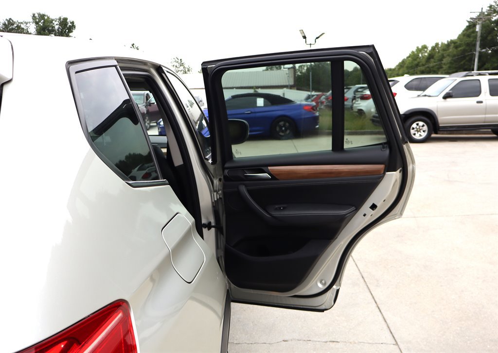 Used 2011 BMW X3 xDrive28i AWD/4WD image 28