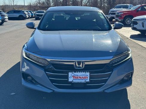 Used 2022 Honda Accord Touring image 9