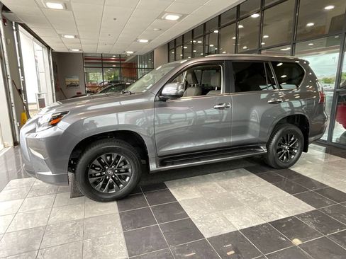 Used 2022 Lexus GX 460 Premium AWD/4WD image 3