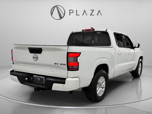 Used 2022 Nissan Frontier SV w/ Technology Package image 5