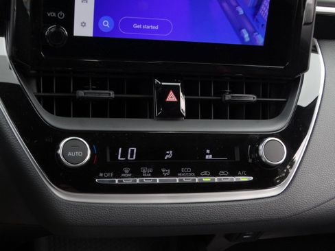 Used 2026 Toyota Corolla SE image 22