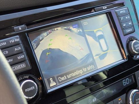 Used 2016 Nissan Rogue SL w/ SL Premium Package image 13