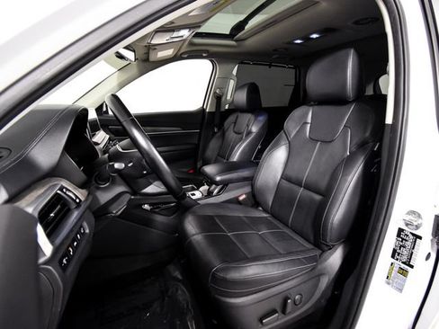 Used 2022 Kia Telluride EX w/ EX Premium Package AWD/4WD image 4