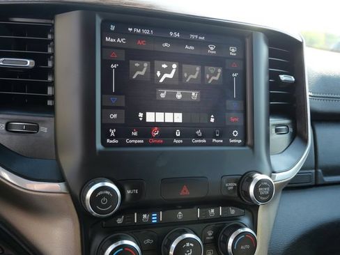 Used 2023 Chevrolet Silverado 1500 LTZ w/ LTZ Convenience Package II AWD/4WD image 51