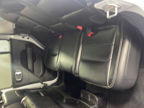 Used 2020 Jeep Wrangler Unlimited Sahara w/ Uconnect 4C Nav & Sound Group AWD/4WD image 8