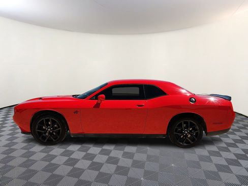 Used 2022 Dodge Challenger SXT w/ Blacktop Package image 2