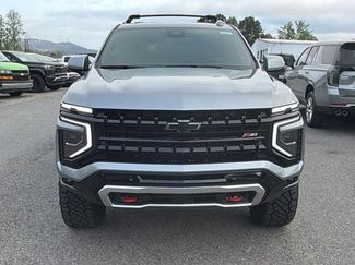 New 2026 Chevrolet Suburban Z71 w/ Comfort Package AWD/4WD video 2