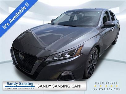 Used 2022 Nissan Altima 2.5 SR