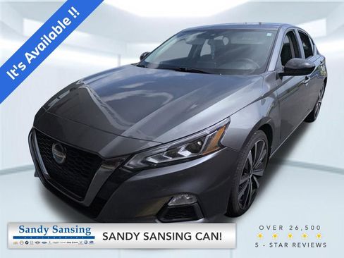 Used 2022 Nissan Altima 2.5 SR FWD image 1