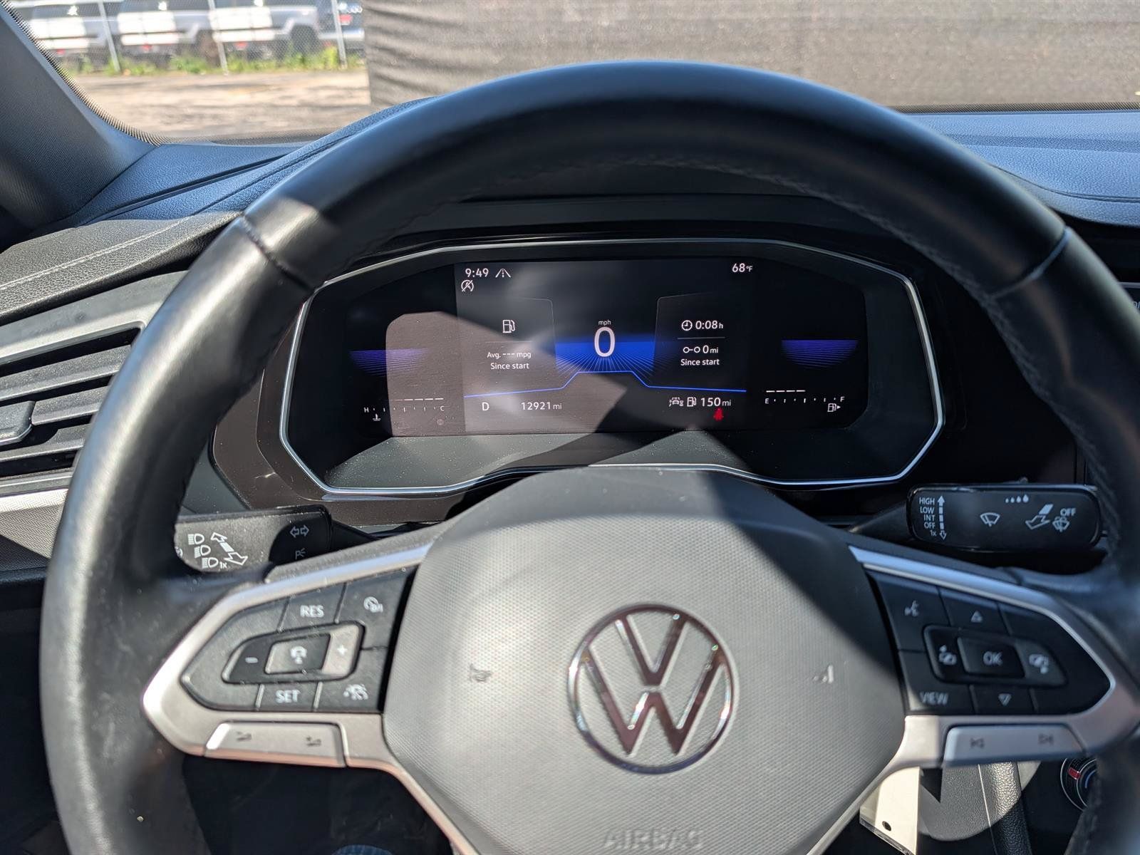 Certified 2023 Volkswagen Jetta Sport FWD image 33
