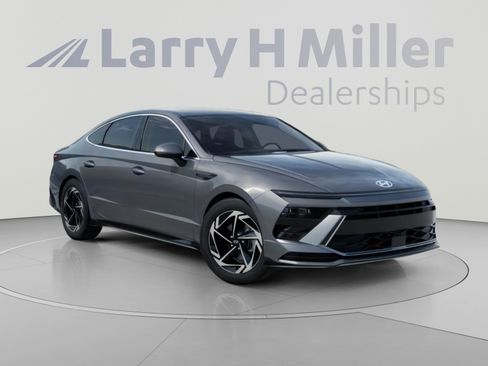 New 2026 Hyundai Sonata SEL FWD image 2