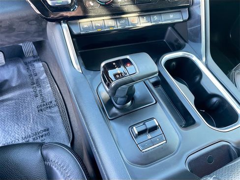 Used 2024 GMC Sierra 1500 Denali w/ Denali Reserve Package image 17