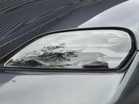 Certified 2025 Porsche Taycan 4S AWD/4WD image 25