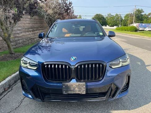 Used 2022 BMW X3 xDrive30i w/ M Sport Package AWD/4WD image 2