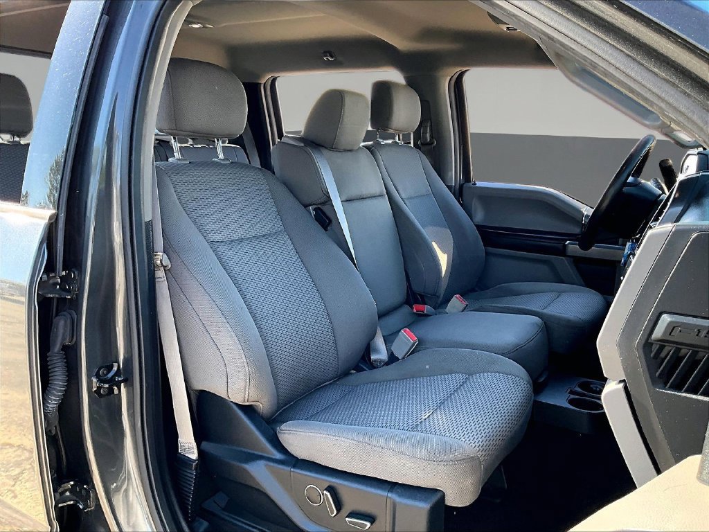 Used 2018 Ford F150 XLT w/ Equipment Group 302A Luxury AWD/4WD image 31
