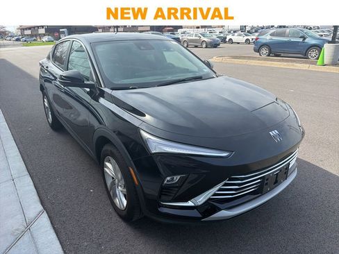 Used 2025 Buick Envista Preferred image 1