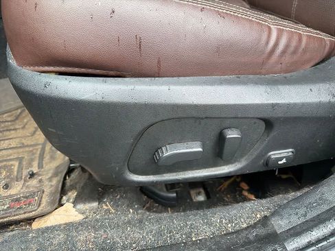 Used 2018 Subaru Forester 2.5i Touring AWD/4WD image 15
