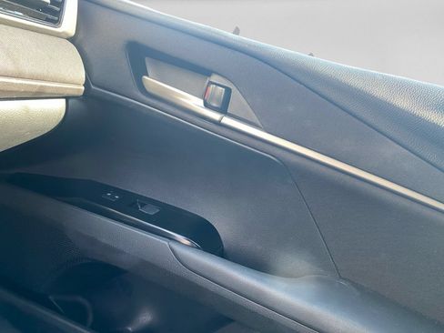 Used 2025 Toyota Camry LE FWD image 19