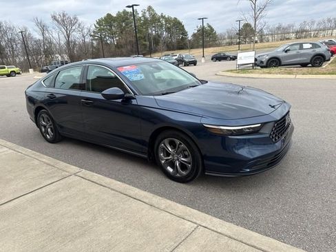 Certified 2024 Honda Accord EX image 6