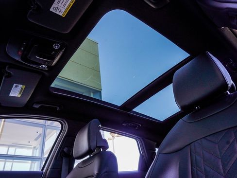 Used 2023 Kia Sportage X-Line w/ X-Line Premium Package image 33