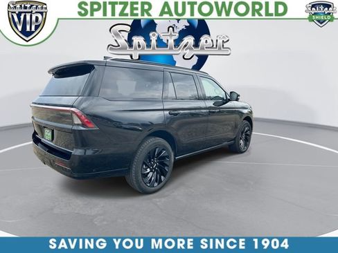 Used 2025 Lincoln Navigator Reserve w/ Jet Appearance Package AWD/4WD image 9