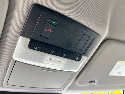 Used 2024 Mitsubishi Outlander SE FWD image 40